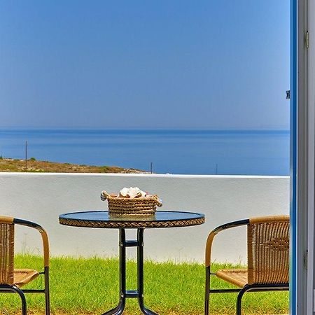 Sarakiniko Rooms Adamantas  Exteriör bild