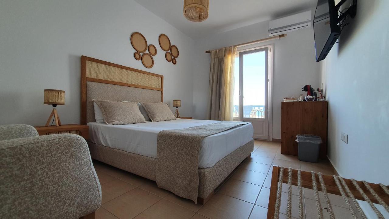 Sarakiniko Rooms Adamantas  Exteriör bild