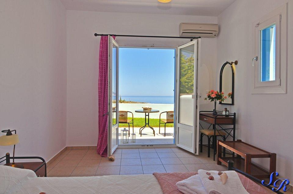 Sarakiniko Rooms Adamantas  Exteriör bild