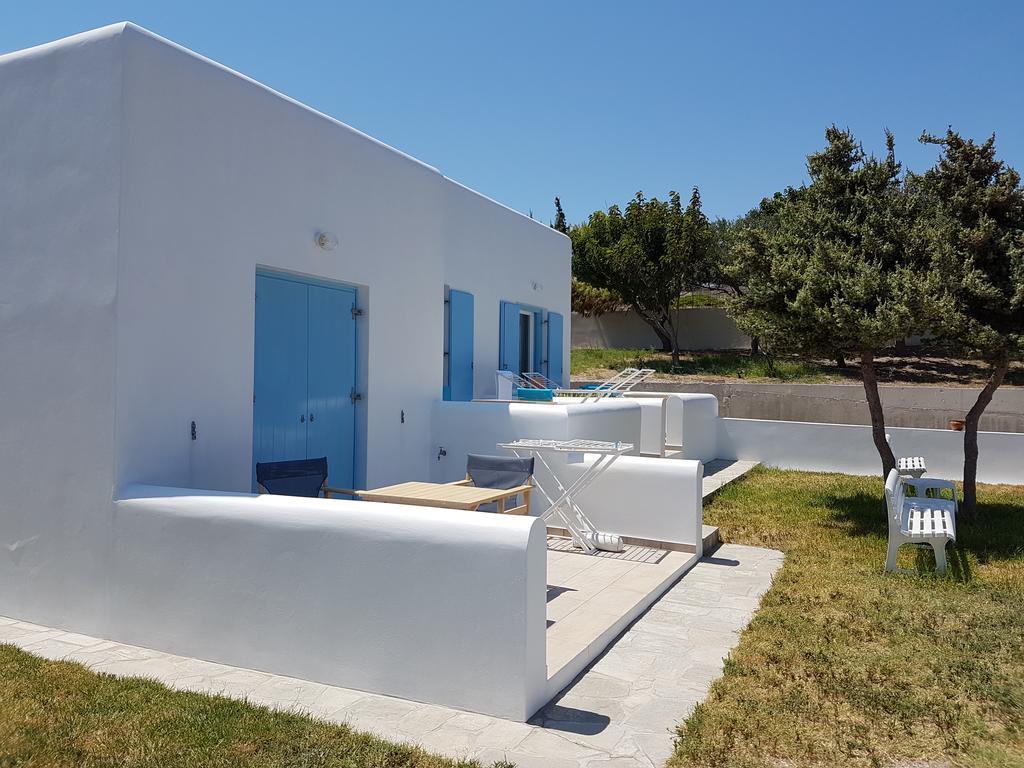 Sarakiniko Rooms Adamantas  Exteriör bild